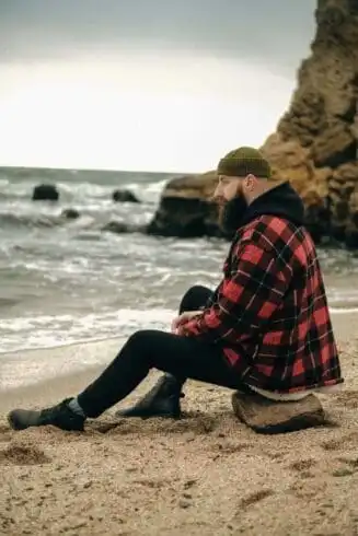 What to Wear With Black Jeans Men (Fashion Guide 2022) 18 What to Wear With Black Jeans Men (Fashion Guide 2022) 14