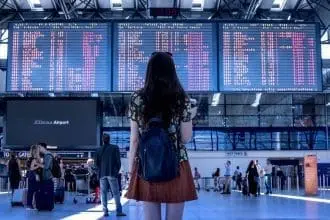can you leave the airport during a layover