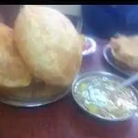 Places That Serve Incredible Chole Bhature in Delhi 2 Places That Serve Incredible Chole Bhature in Delhi 1