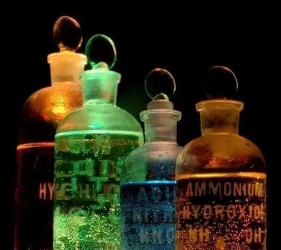 Acid Attack : Girl Throws Acid on Estranged Boyfriend 7 acid attack