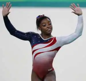 #BestOf2016: Top 15 Highlights Of Olympics 2016 9 simone