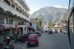 All About Kheerganga That Makes it a Go-to Place! 16 bhuntar town