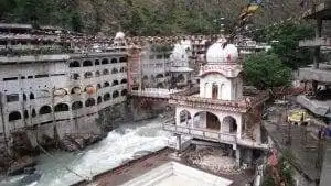All About Kheerganga That Makes it a Go-to Place! 21 manikaran gurudwara