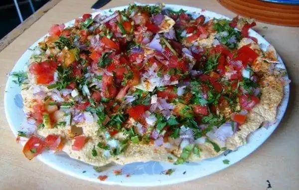 Delicious Desi Pizza: Combinations And Recipies 17 desi pizza