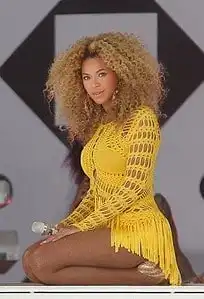 Knitting Vs Crochet: the Absolute Tough Debate 14 Knitting vs crochet Beyonce