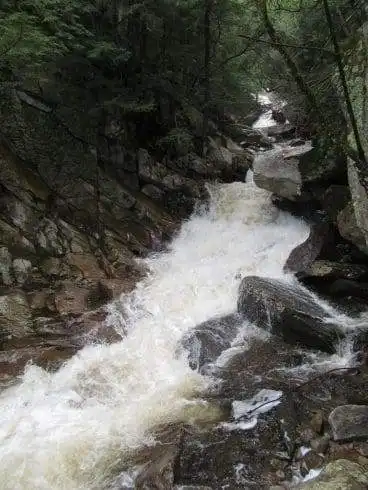 9 Graceful Vermont Waterfalls to Relish 16 Vermont Waterfalls