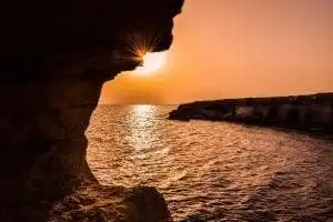 5 Best Places for Kayaking in Arkansas 5 caves