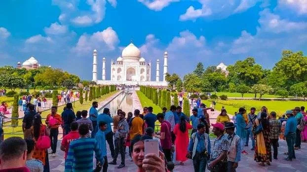 Know Legends Of The Taj Mahal (Guide 2022) - Icy Tales