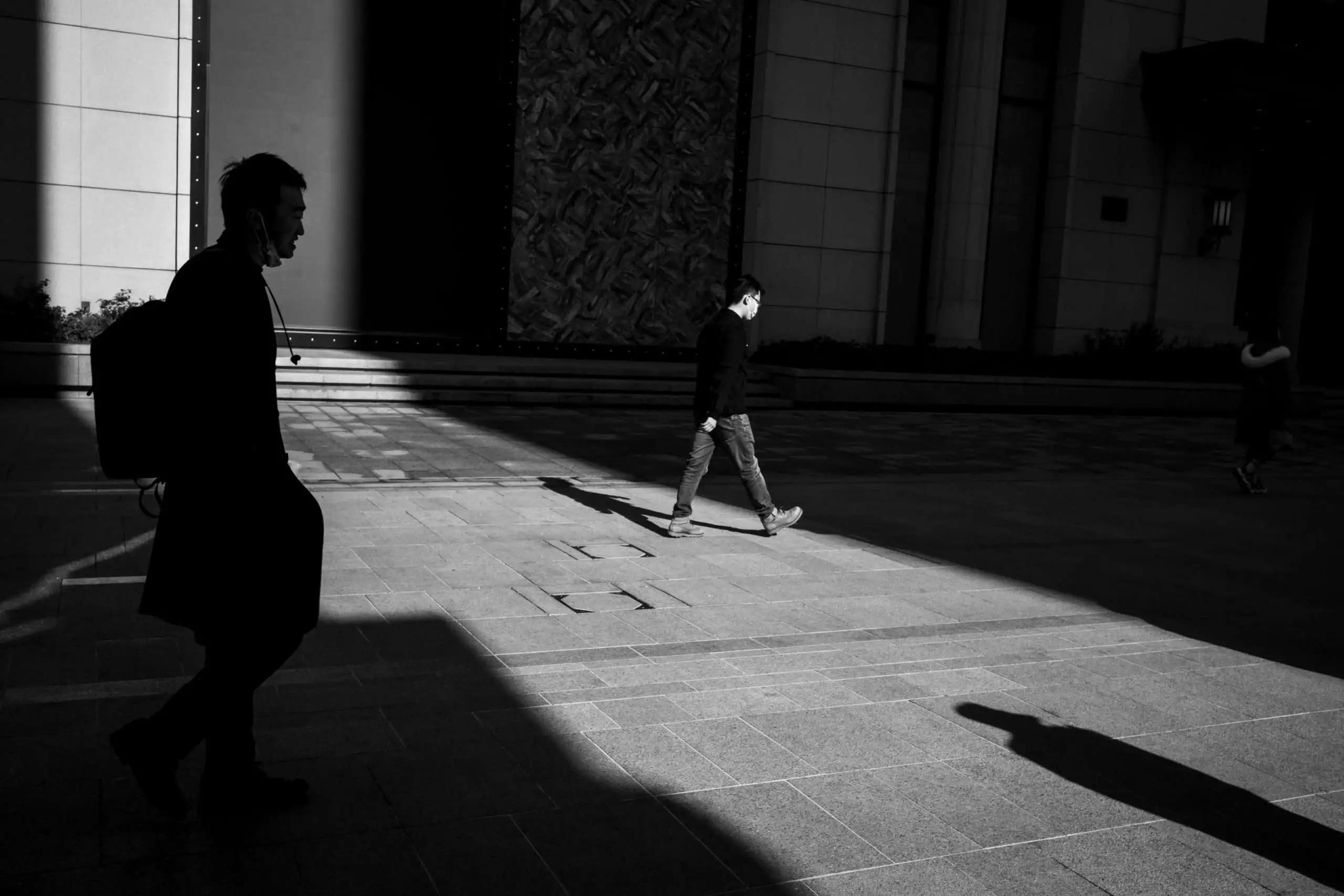 This image is one of the classic examples of street photography