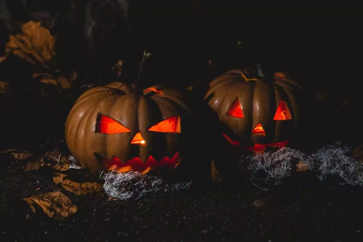 Why Do We Celebrate Halloween: The Eerily Amazing History Guide [2022] 5