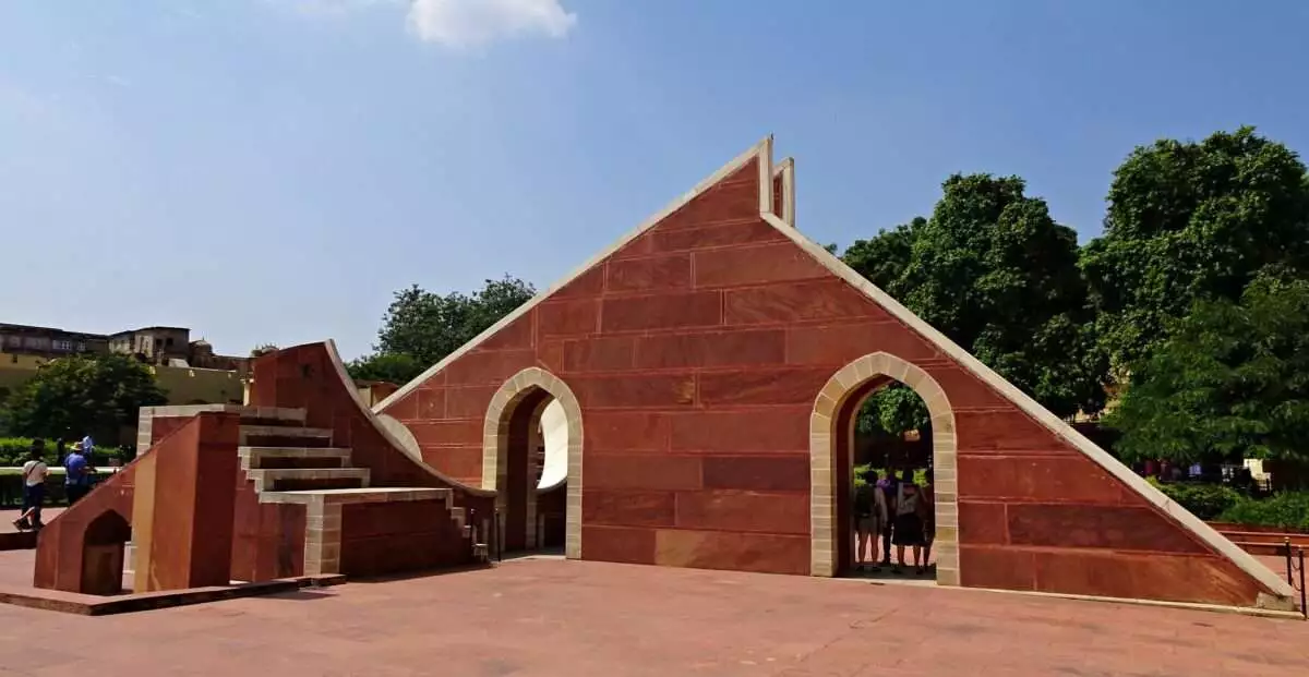 14 Amazing Places to Visit in Delhi 3