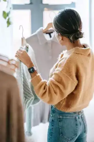 What is Fashion Merchandising: All You Need to Know 3