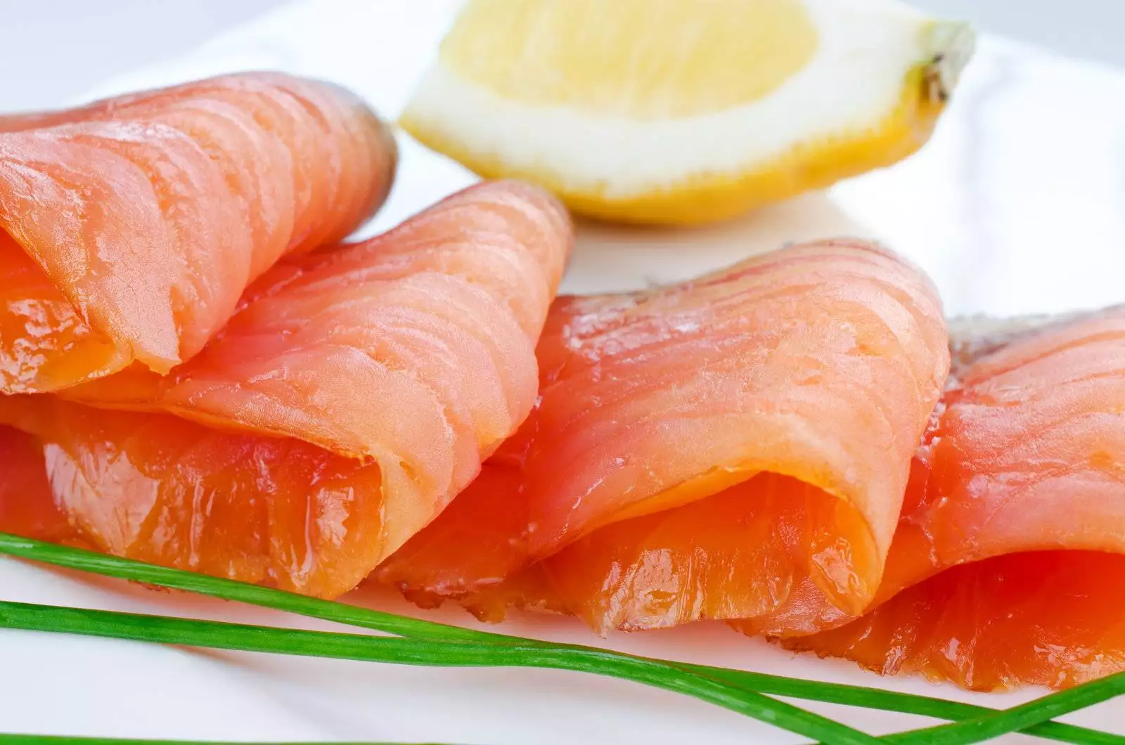 Is Smoked Salmon Healthy: 5 Best Health Benefits 4