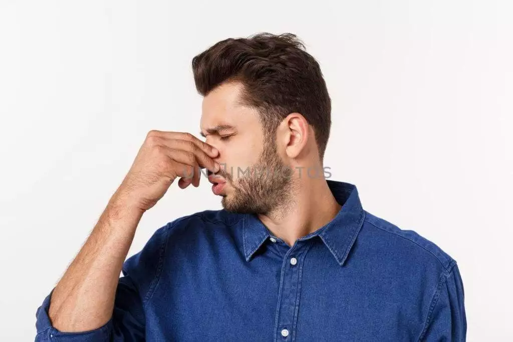 How to Get Sweat Smell Out of Clothes - 5 Simple Tricks For You